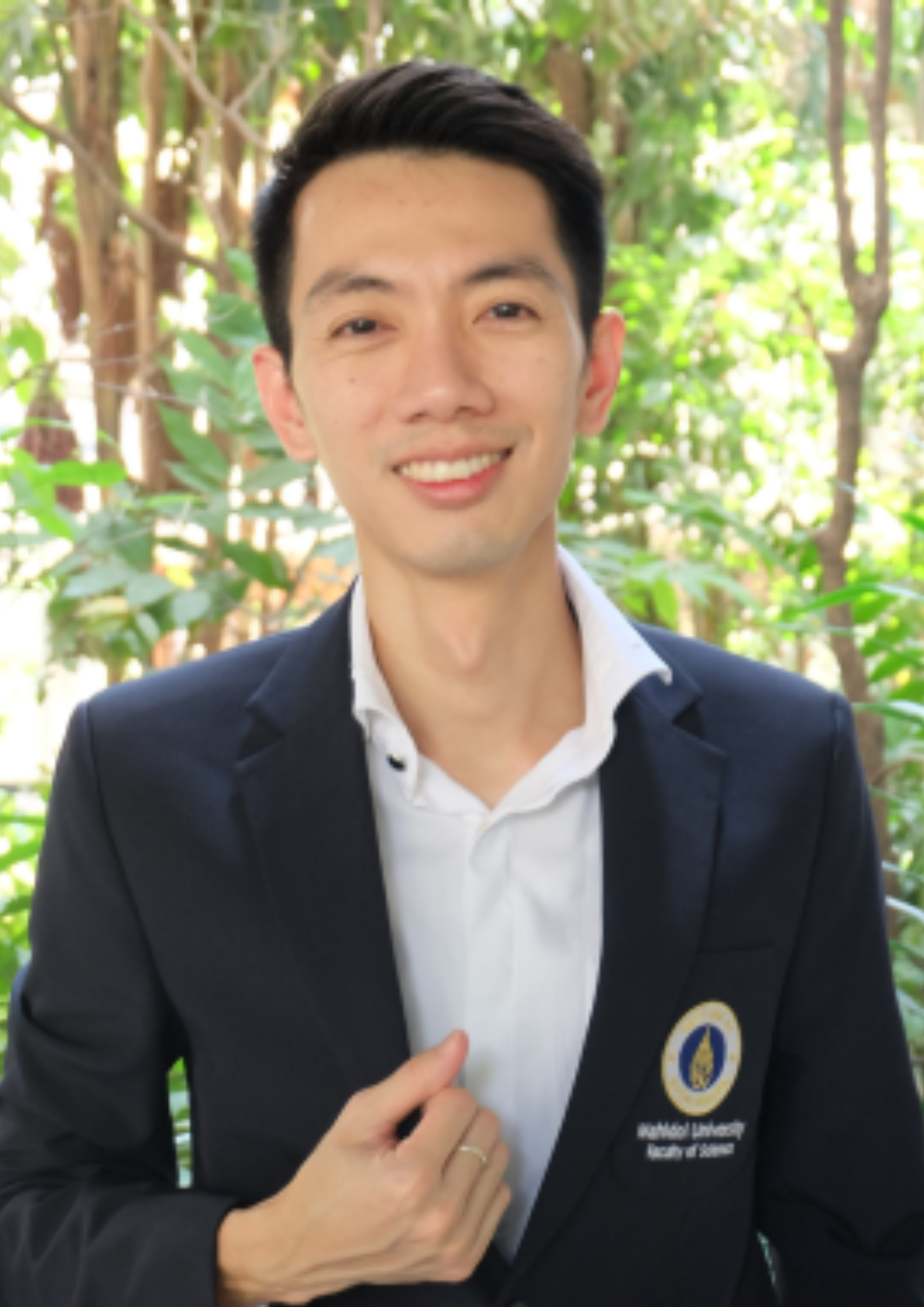 Asst. Prof. Dr. Phoonthawee Saetear